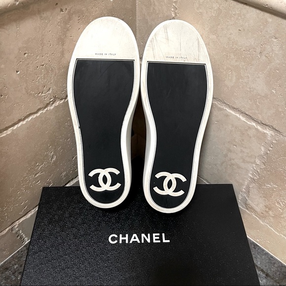 Chanel Pre-Fall 2017 mens leather sneakers - Picture 13 of 16